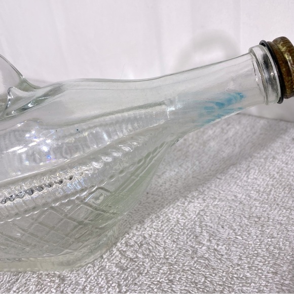 Vintage Unique Clear Glass Ship Decanter Bottle W Lid - Picture 10 of 16